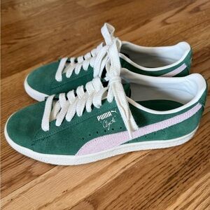 Puma Clyde Green Suede Low Top Sneakers Trainers Women’s Size 8
